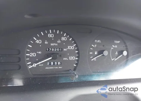 1998 Nissan Sentra E/Xe/Gxe/Gle from USA, damaged, VIN 1N4AB41D1WC758983